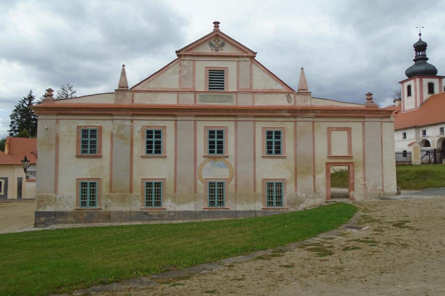 klášterní hospodářský dvůr