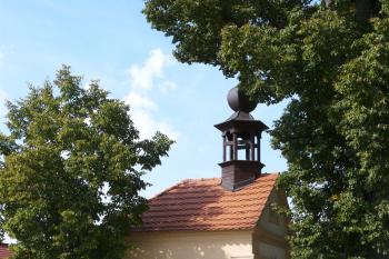 kaplička u přehrady (© Alena Volná, 8/2008)