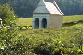 kaplička pod přehradou (© Alena Volná, 8/2008)