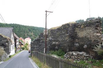 Pohled koridorem nad Dolní branou k loretě (© Ivan Grisa, 08/2008)