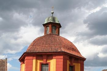 Kaple od jihu (© Ivan Grisa, 08/2008)