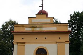 Západní klasicistní průčelí (© Ivan Grisa, 08/2008)