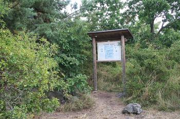 Informační tabule na vrcholové plošině (© Ivan Grisa, 08/2008)