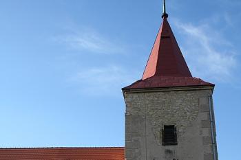 Věž a část lodi od severu (© Ivan Grisa, 08/2008)