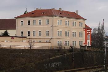  (© Karel Husák, 02/2012)