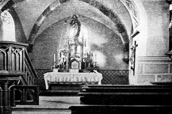 Interiér presbyteria (1910). (© Antonín Podlaha: Posvátná místa království Českého; Díl 4., Vikariáty: Kolínský a Rokycanský, Dědictví sv. Jana Nepomuckého, Praha 1910)