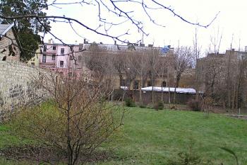 parkán severních hradeb (© Karel Husák, 01/2006)