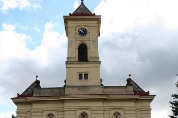 Hlavní (severozápadní) průčelí (© Ivan Grisa, 09/2007)