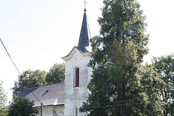 Kostel od severozápadu (© Ivan Grisa, 08/2008)