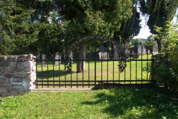 vstupní brána ( © Milan Caha 08/2008)