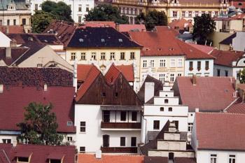 pohled z dómské věže (© Karel Husák, 09/2001)