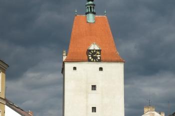 brána od náměstí ( © Milan Caha 10/2010)