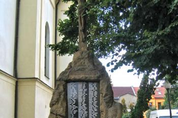 Kostel Panny Marie Pomocnice křesťanů V Olomouci - Hodolanech ( © Pavel Vítek 08/2008)