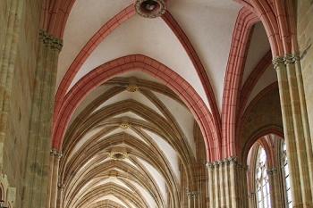 Průhled z chóru přes lettner do hlavní lodi (© Ivan Grisa, 09/2008)