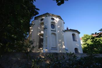 kostel sv. Jana Křtitele a sv. Jana Evangelisty (© Tomáš Berka, 09/2008)