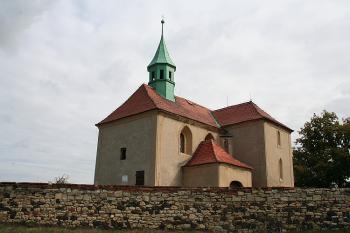 Kostel od jihozápadu (© Ivan Grisa, 09/2008)