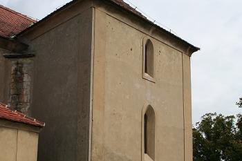 Sakristie od jihozápadu (© Ivan Grisa, 09/2008)