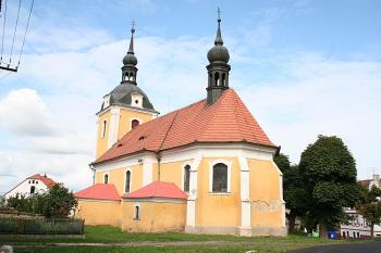 Kostel od jihovýchodu (© Ivan Grisa, 09/2008)