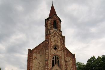 Kostel (© Martin Jánošík, 9/2011)