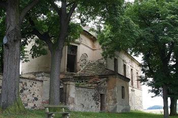 Kostel od severovýchodu (© Ivan Grisa, 09/2008)