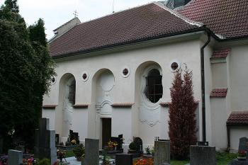 Loď kostela od jihu (© Ivan Grisa, 09/2008)