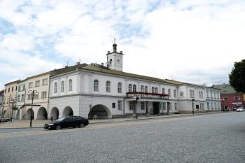 lipnická radnice na Masarykově náměstí ( © Jan P. Štěpánek 07/2008)