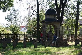 Bosňácká část hřbitova (© Ivan Grisa, 09/2008)