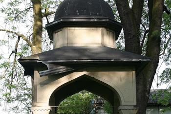 Muslimská svatyně ( © Ivan Grisa 05/2009)
