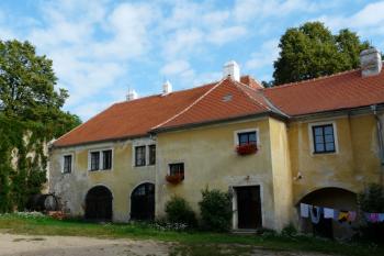 Hrad Sádek (© Jaroslav Šefčík, 08/2009)