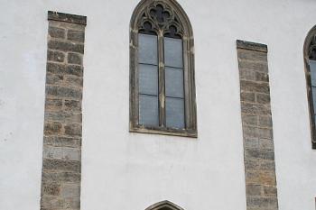 Jeden ze severních portálů (© Ivan Grisa, 09/2008)