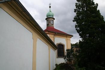 Jihovýchodní úsek ambitu a východní kaple svatého Antonína (© Ivan Grisa, 09/2008)