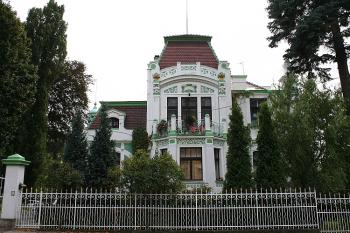 Secesní vila továrníka Knappeho na ulici Dukelských hrdinů (© Ivan Grisa, 09/2008)