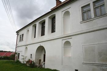 Severní průčelí (© Ivan Grisa, 09/2008)