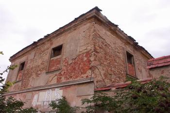 jihozápadní nároží ( © Milan Caha 09/2008)