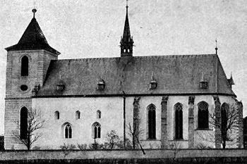 jižní průčelí na počátku 20. století ( © Bohumil Matějka: Soupis památek historických a uměleckých v Království Českém, sv. 02 Politický okres Lounský, Archaelogická komise při České akademii císaře Františka Josefa pro vědy, slovesnost a umění, Praha 1897)