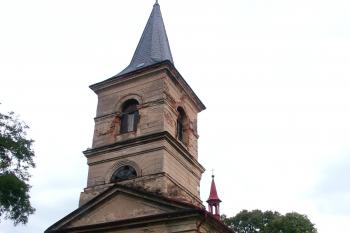 kostel od západu ( © Milan Caha 09/2008)