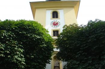 Vchod (© Jiří Čížek, 09/2008)