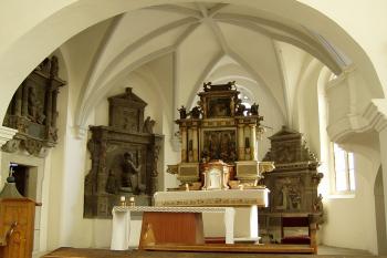 presbytář (© Karel Husák, 09/2005)