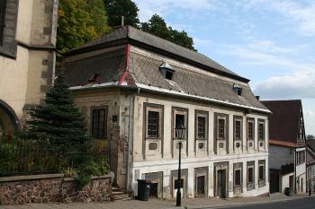 Bývalá fara z roku 1756 (© Ivan Grisa, 09/2008)