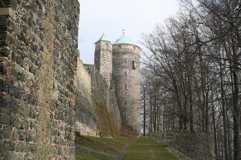 Jižní hradby, v pozadí Jánská věž (Johannisturm) ( © Ivan Grisa 02/2007)
