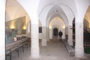 Interiér přízemí špýcharu ( © Ivan Grisa 12/2009)