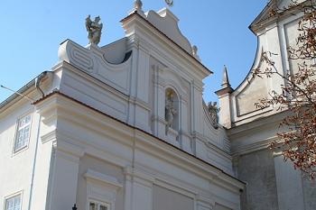 Severní průčelí východního křídla (© Ivan Grisa, 09/2007)