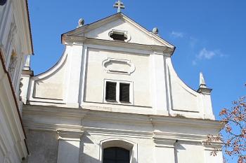 Východní průčelí klášterního kostela (© Ivan Grisa, 09/2007)