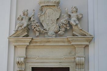 Hlavní portál kostela (© Ivan Grisa, 09/2007)