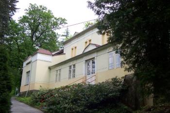 Luhačovice - Lázeňské divadlo (© Ivo Rozehnal, 05/2010)