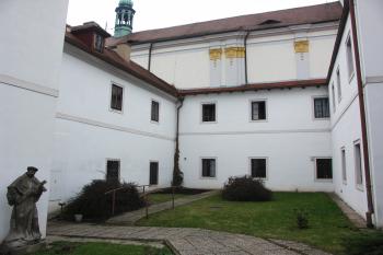  (© Karel Husák, 03/2010)