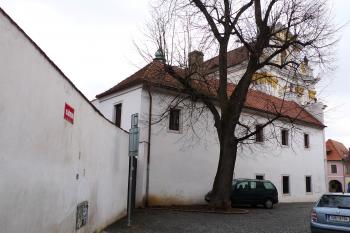  (© Karel Husák, 02/2012)