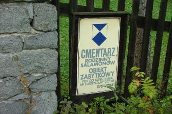 Hřbitov rodu Salamonów (© Zdeněk Lasák, 03/2008)