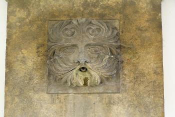 maskaron (© Karel Husák, 11/2007)
