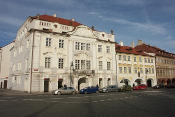 pohled od jihozápadu ( © Milan Caha 01/2008)
